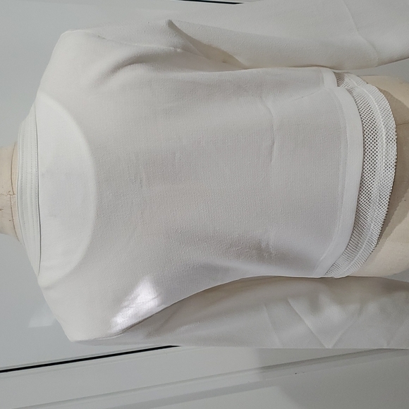 NEW Women's Lightweight White Jacket Size Small - Picture 8 of 9
